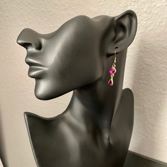 Pretty dangle Earrings - Picture 2 of 2